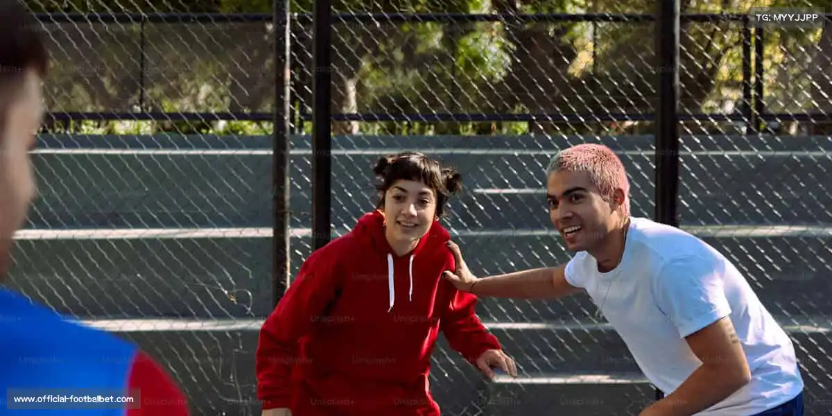 足球竞猜官网——🏊泳池破浪,速度称王!